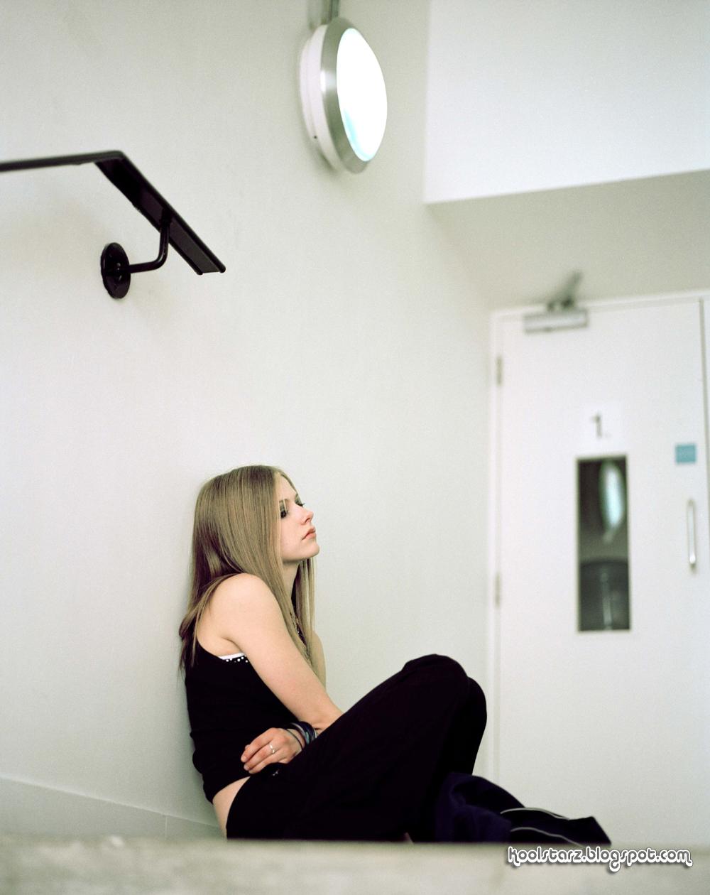 [Avril_Lavigne_Shoot_Pics_Koolstarz.blogspot.com.jpg]