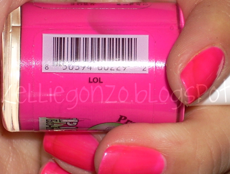 KellieGonzo piggy paint