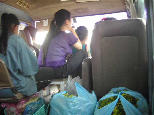 [22-PICT3907+(Small).JPG]