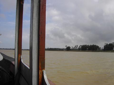 [PICT5697.JPG]