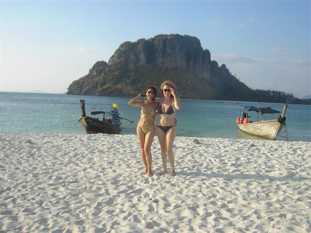 [PICT3453+(Small).JPG]