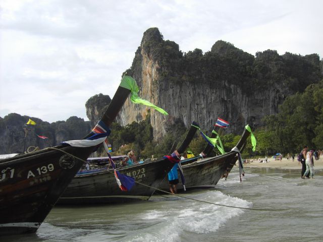 [PICT3221.JPG]