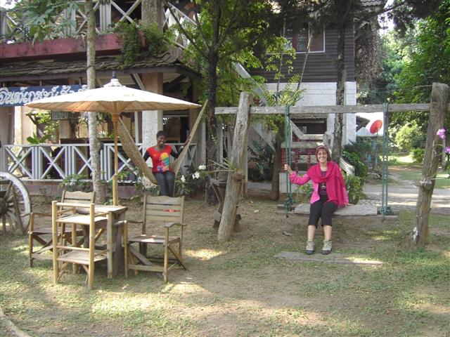 [1-PICT2342+(Small).JPG]