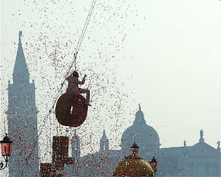Image of confetti.