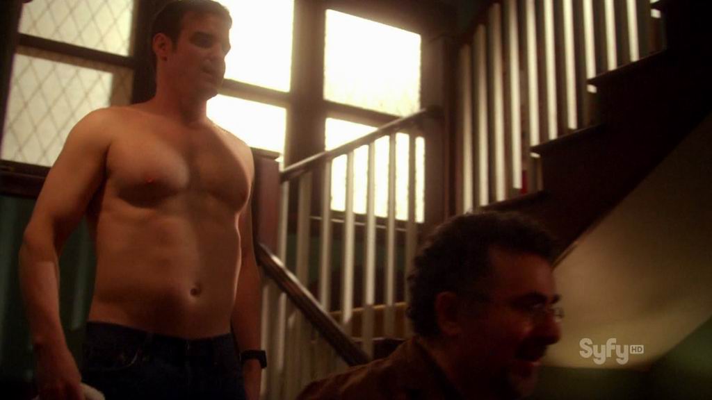 [iEddieMcClintock_Warehouse13_s1e03_20090721_Magnetism_34.jpg]