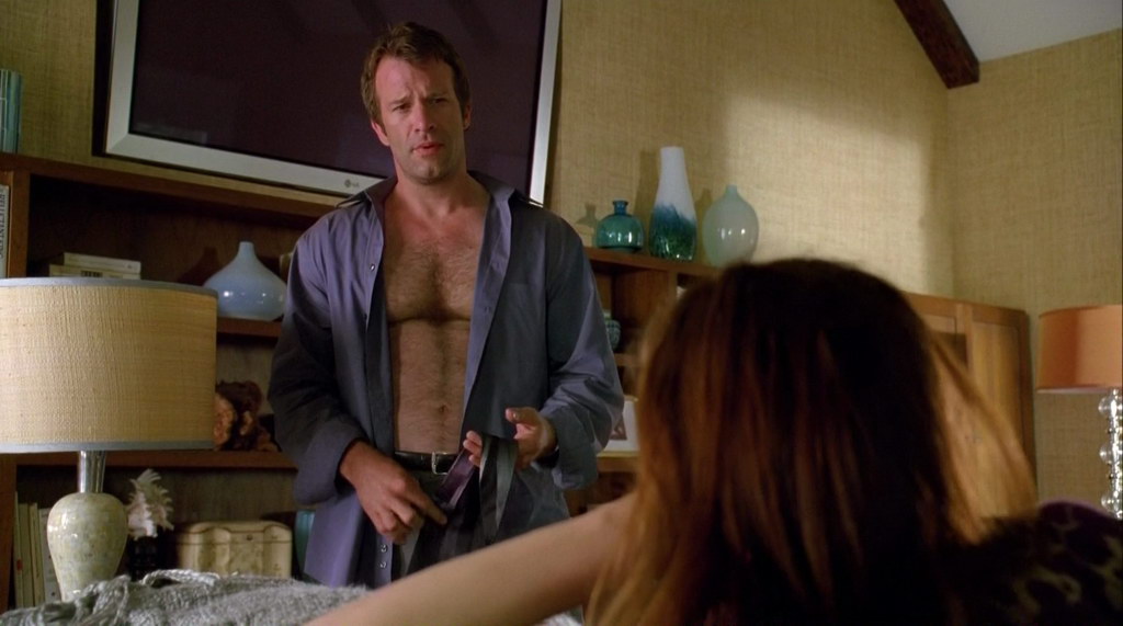 Thomas Jane is shirtless on the episode "Tucson is the Gateway to D. o...