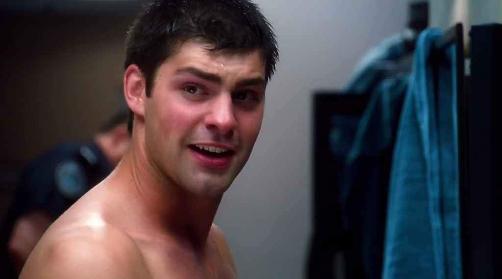 Travis Milne on Rookie Blue s1e...