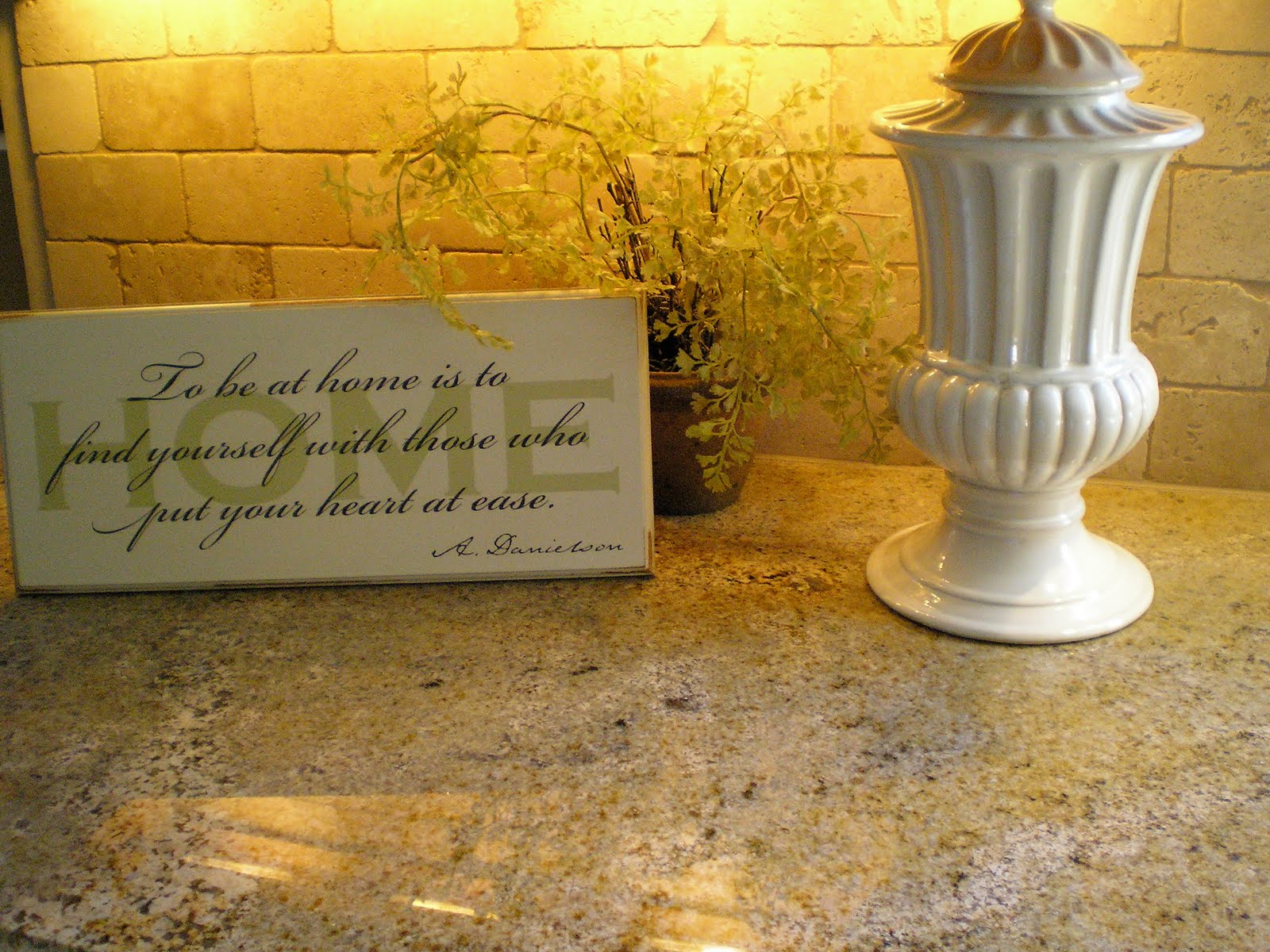 Quartz Vs Granite Countertops Casual Cottage