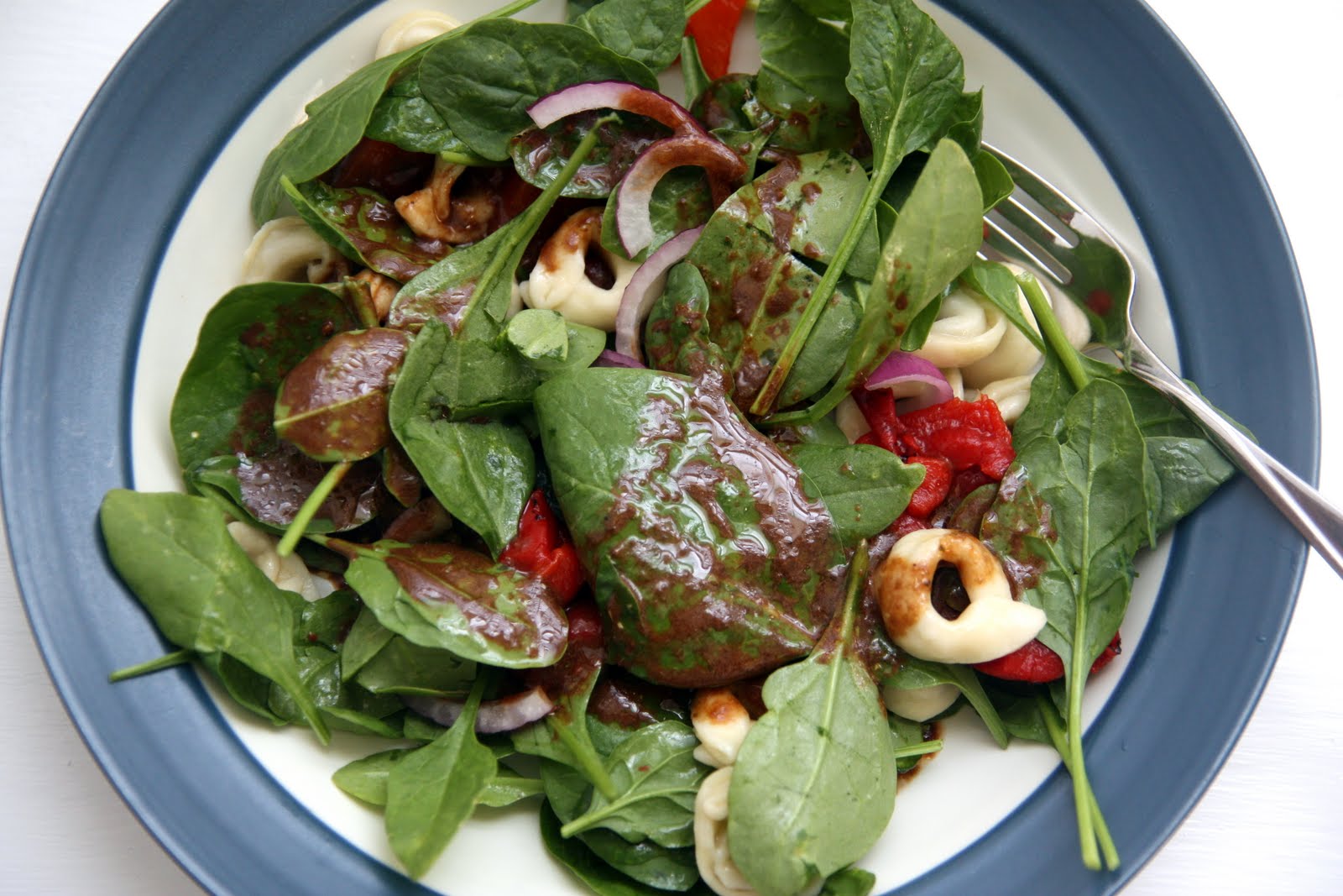 Lauren's Kitchen Tortellini Spinach Salad with Tomato Balsamic Dressing