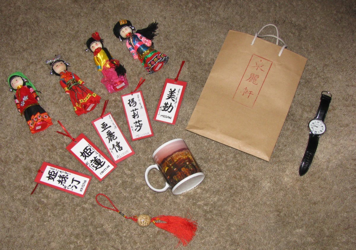 In Medias Res: My Trip to Hong Kong