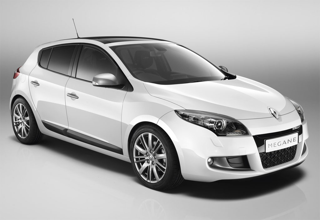 2011-Renault-Megane-GT-3.jpg