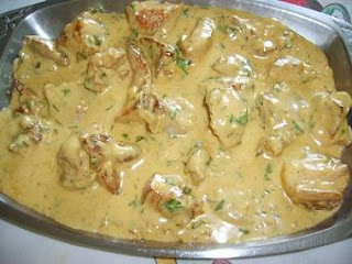 lomo a la mostaza con papas a la crema