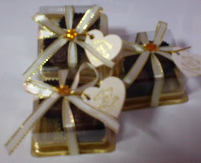 Labels: CHOCOLATE , CHOCOLATE PRALINE