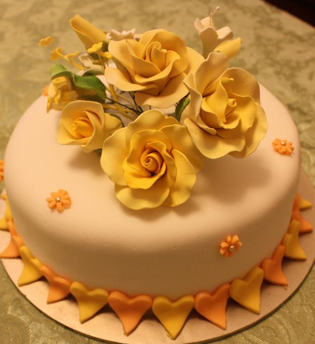 2 tier Fondant wedding cakes ditempah oleh blingbling dari Kuala Selangor 2 tier Fondant wedding cakes ditempah oleh blingbling dari Kuala Selangor