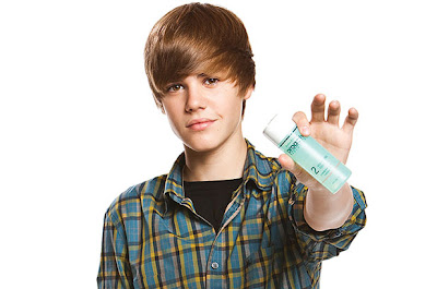 JUSTIN BIEBER