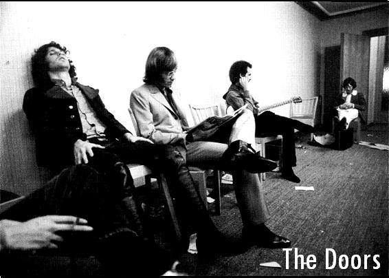 Seres Da Noite The Doors 2007 Essential Rarities