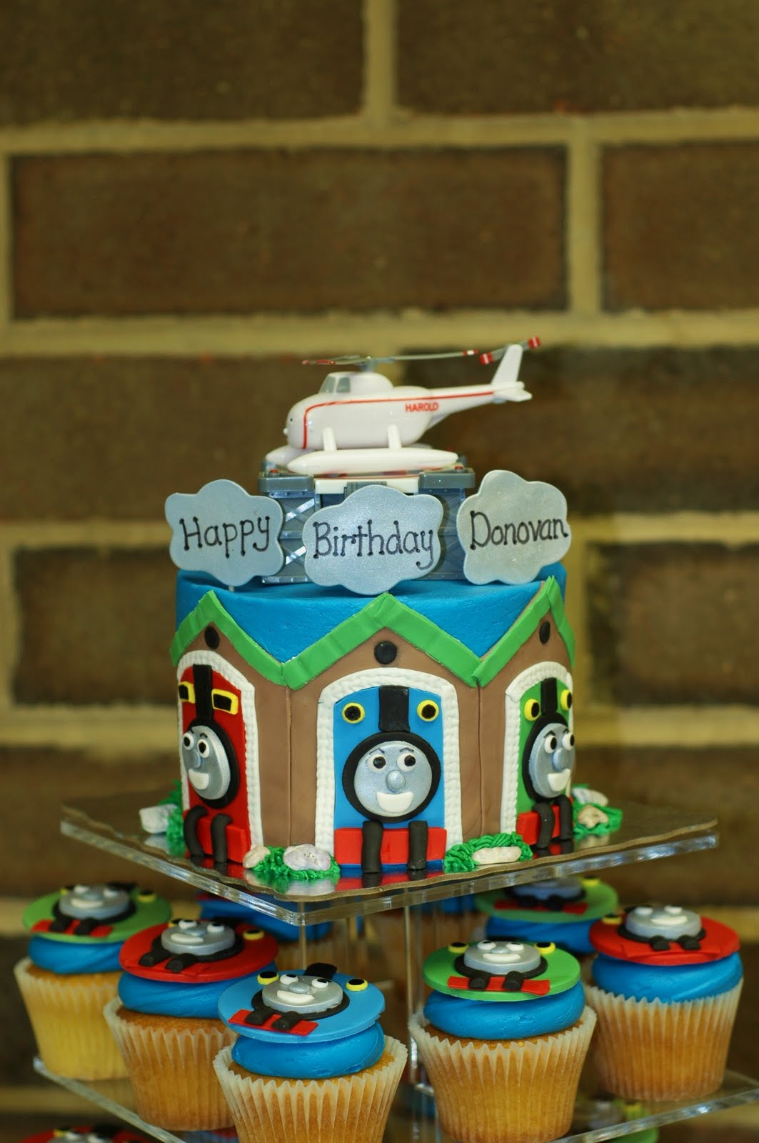 Tara's Cupcakes This weekend's cakes!