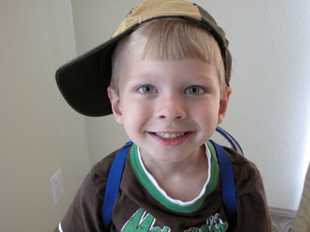 [Elijah+hat+sideways.jpg]