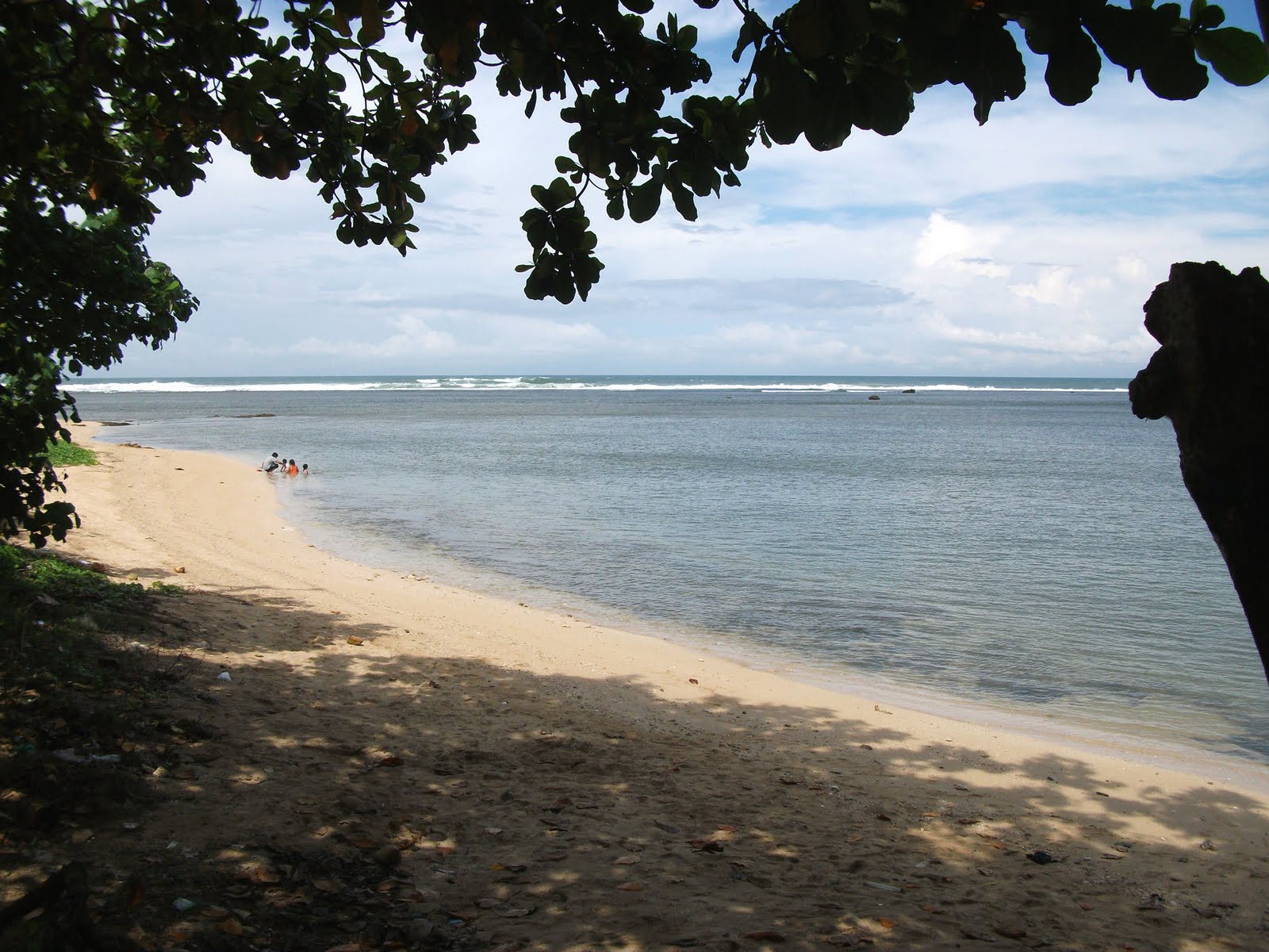 pantai pameungpeuk