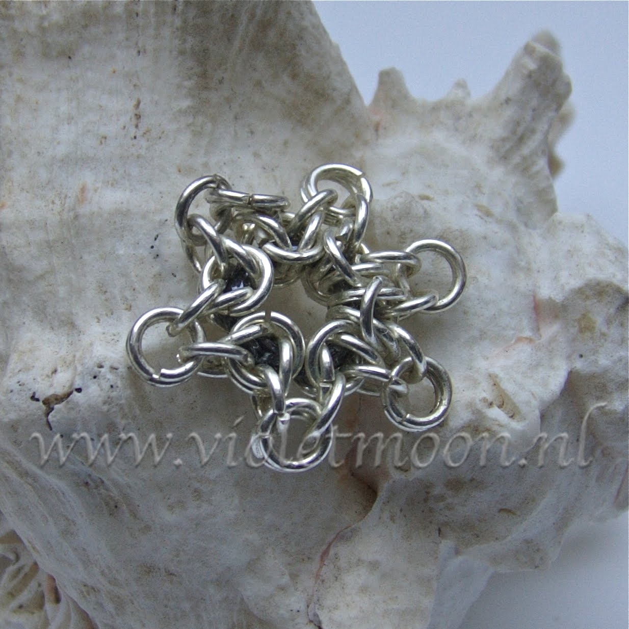[Chainmaille+Star+a.jpg]