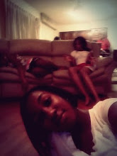 Long legs & Big heads.