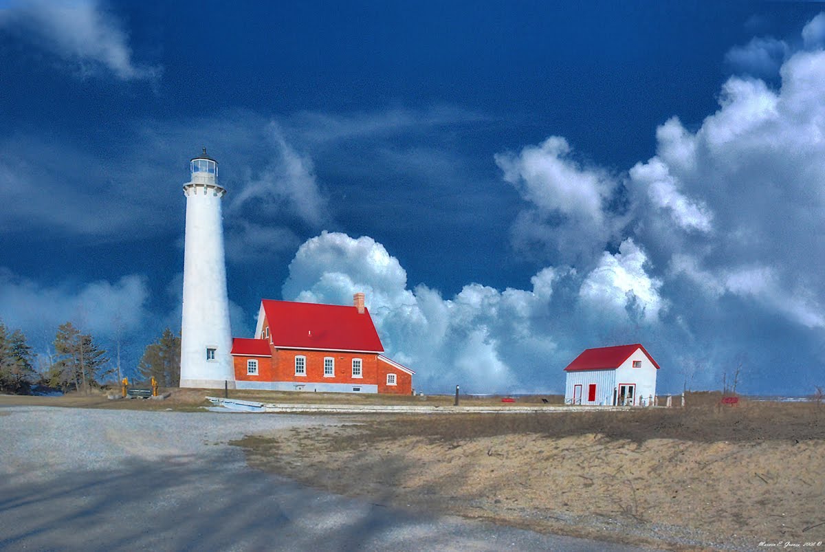 [Lighthouse+at+Tawas+Point+Marvin+Graves+Adult.jpg]