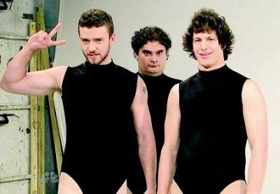 Justin Timberlake was wearing black swimsuit together with other two men as ... Justin Timberlake was wearing black swimsuit together with other two men as ...