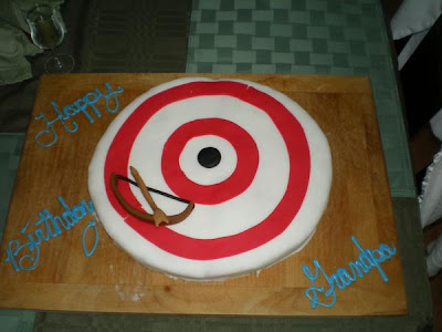 Target Birthday Cakes on Chrissy S Creative Cakes  Archery Target Cake