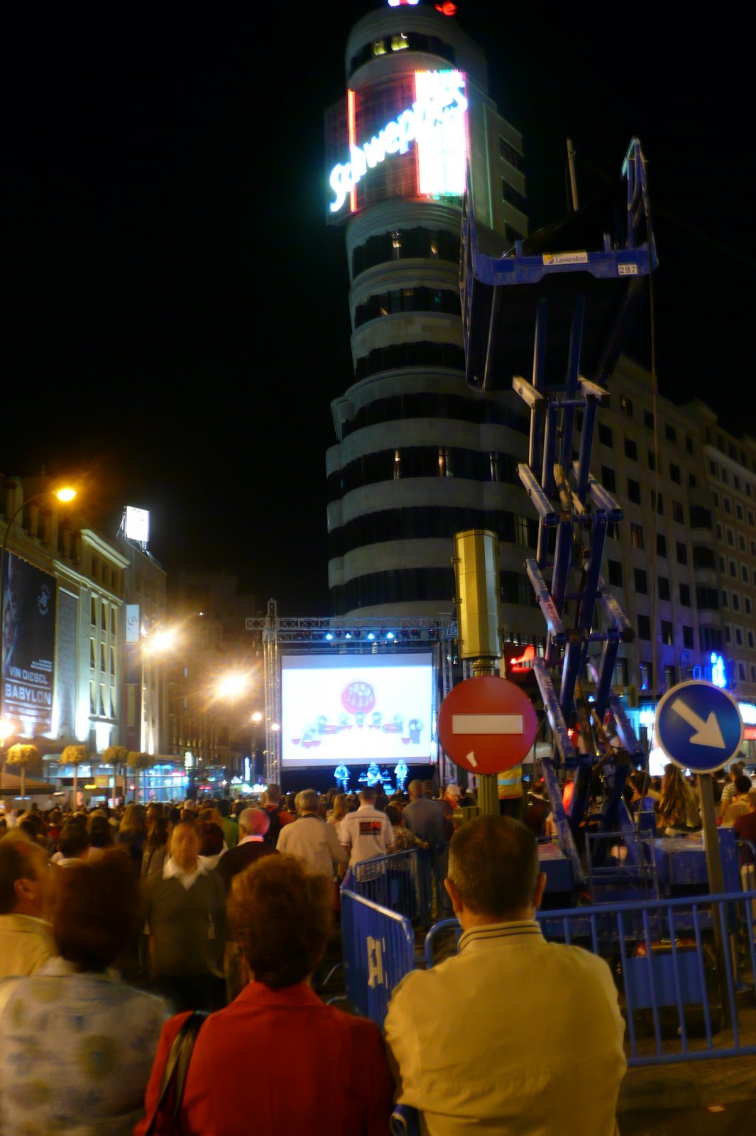 [Hostal+Santo+Domingo+La+noche+en+blanco+2.jpg]