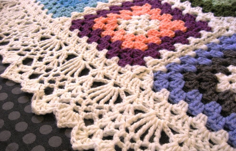 Holidays, Homeschool, & Home Love this crochet afghan edging!