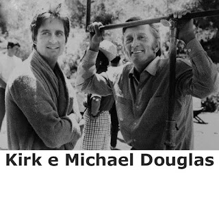 Fotos antigas de gente muito famosa Kirk+and+Michael+Douglas+Kirk+e+Michael+Douglas