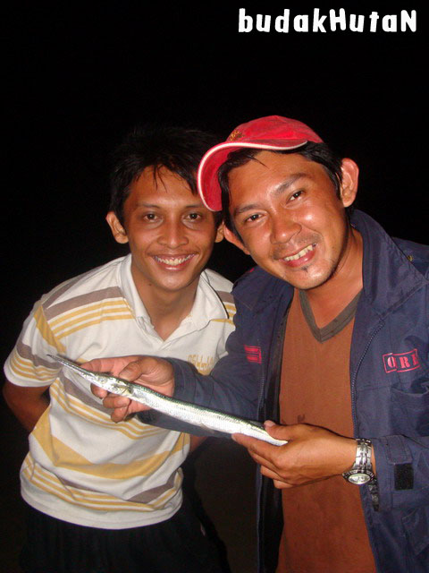 [budakhutan08-mancing1-12.jpg]