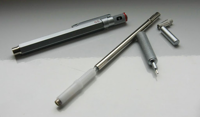 Disassembled view Rotring 600 mechanical pencil