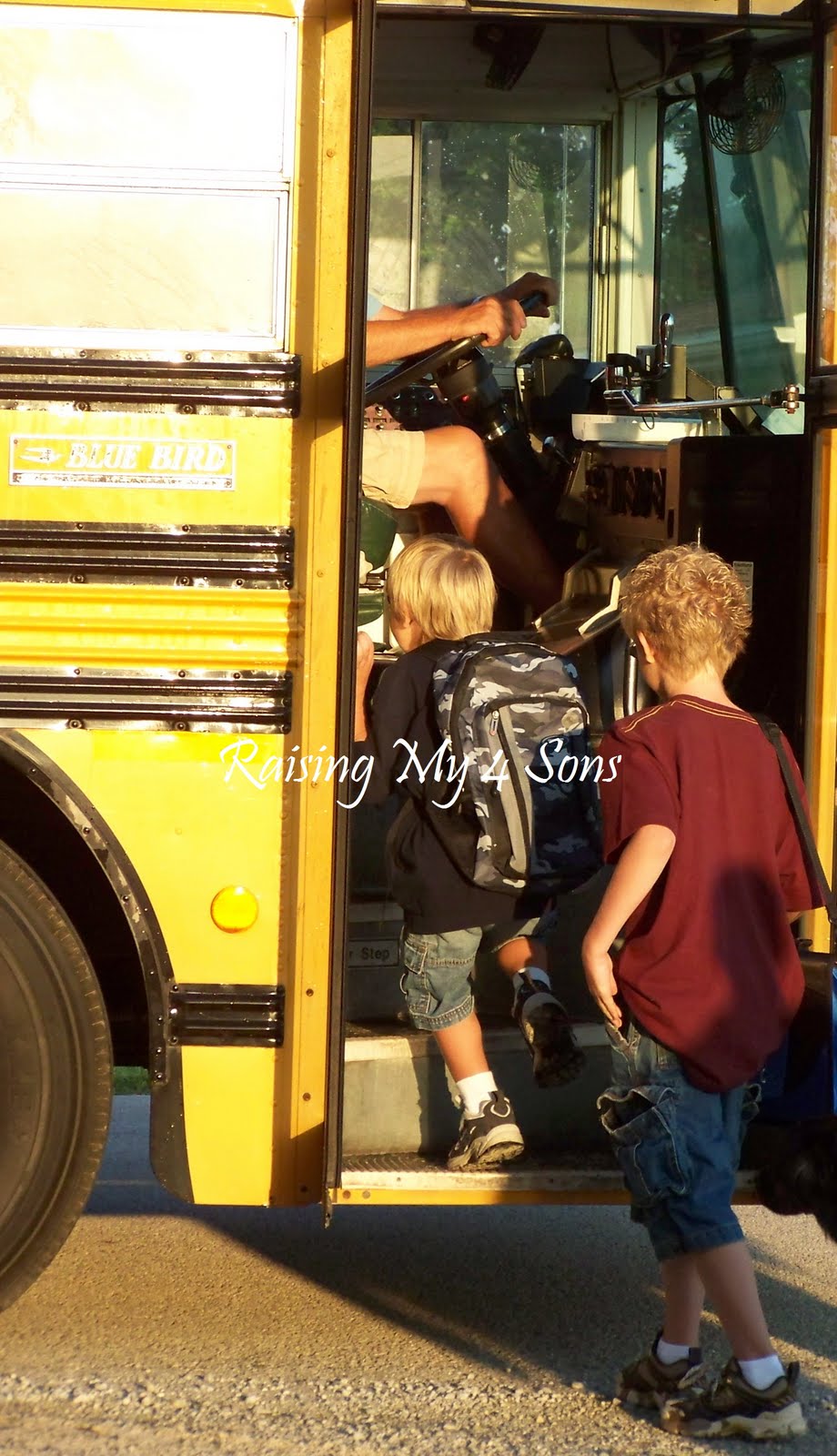 [school+bus-copy.jpg]
