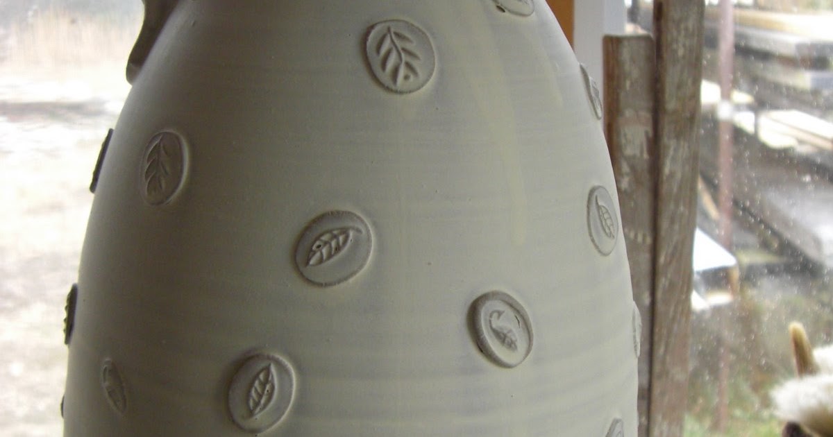 Dan Finnegan Studio Pottery More Sprigging