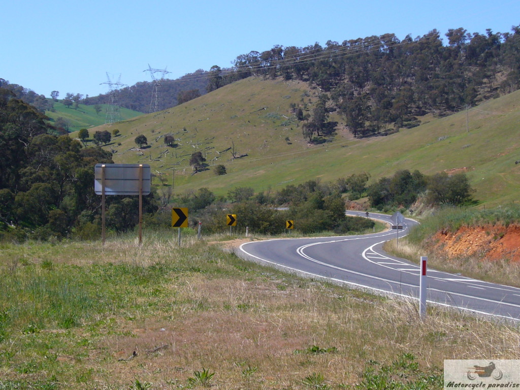 Motorcycle Paradise Australia's best motorcycle roads. Murray valley
