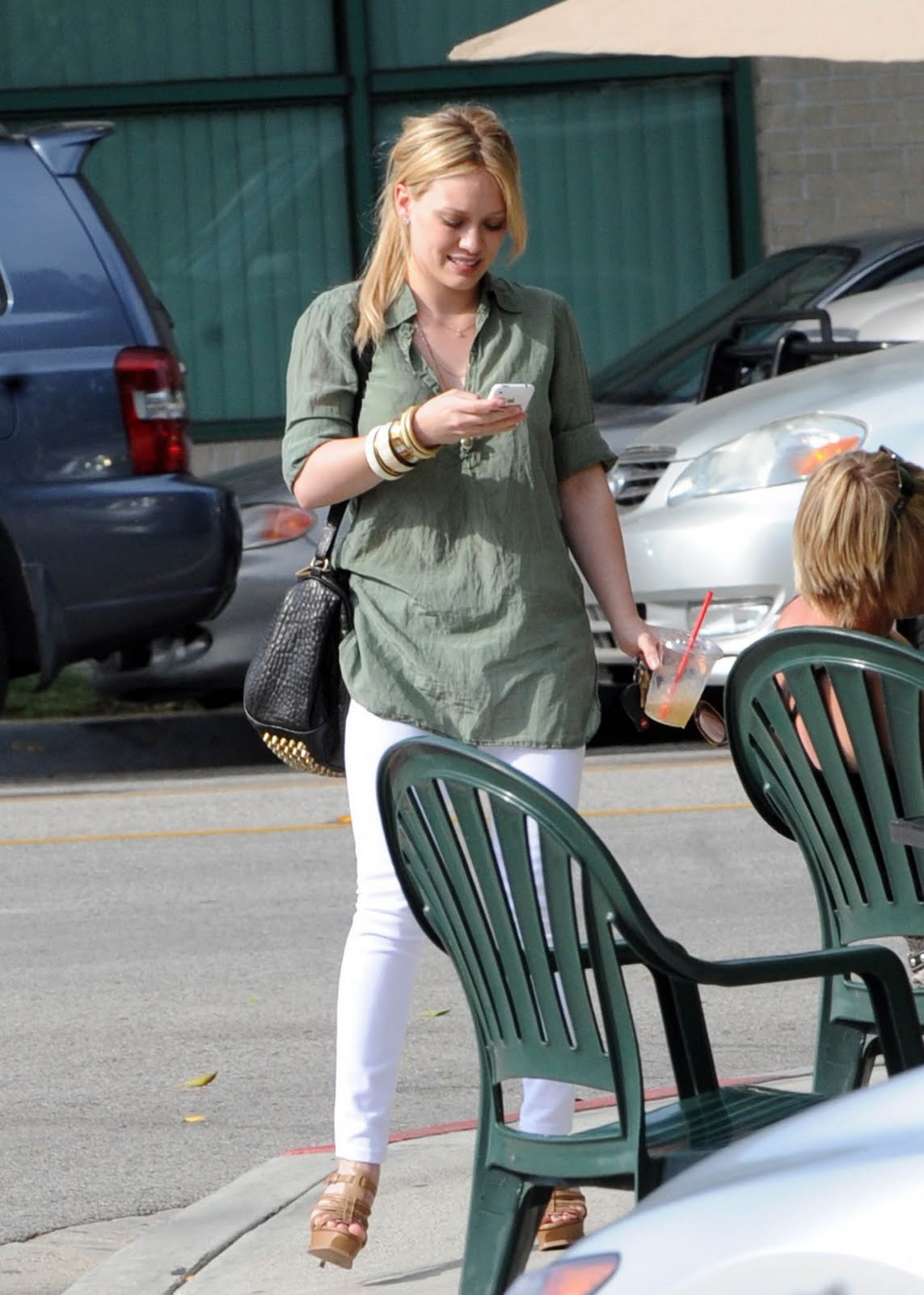 http://4.bp.blogspot.com/_AjWUpQhTvyg/TAjnHp9Hh2I/AAAAAAAAC0I/oXRjTmUsKRE/s1600/HilarY+DufF+(Hot+Photos)2.jpg