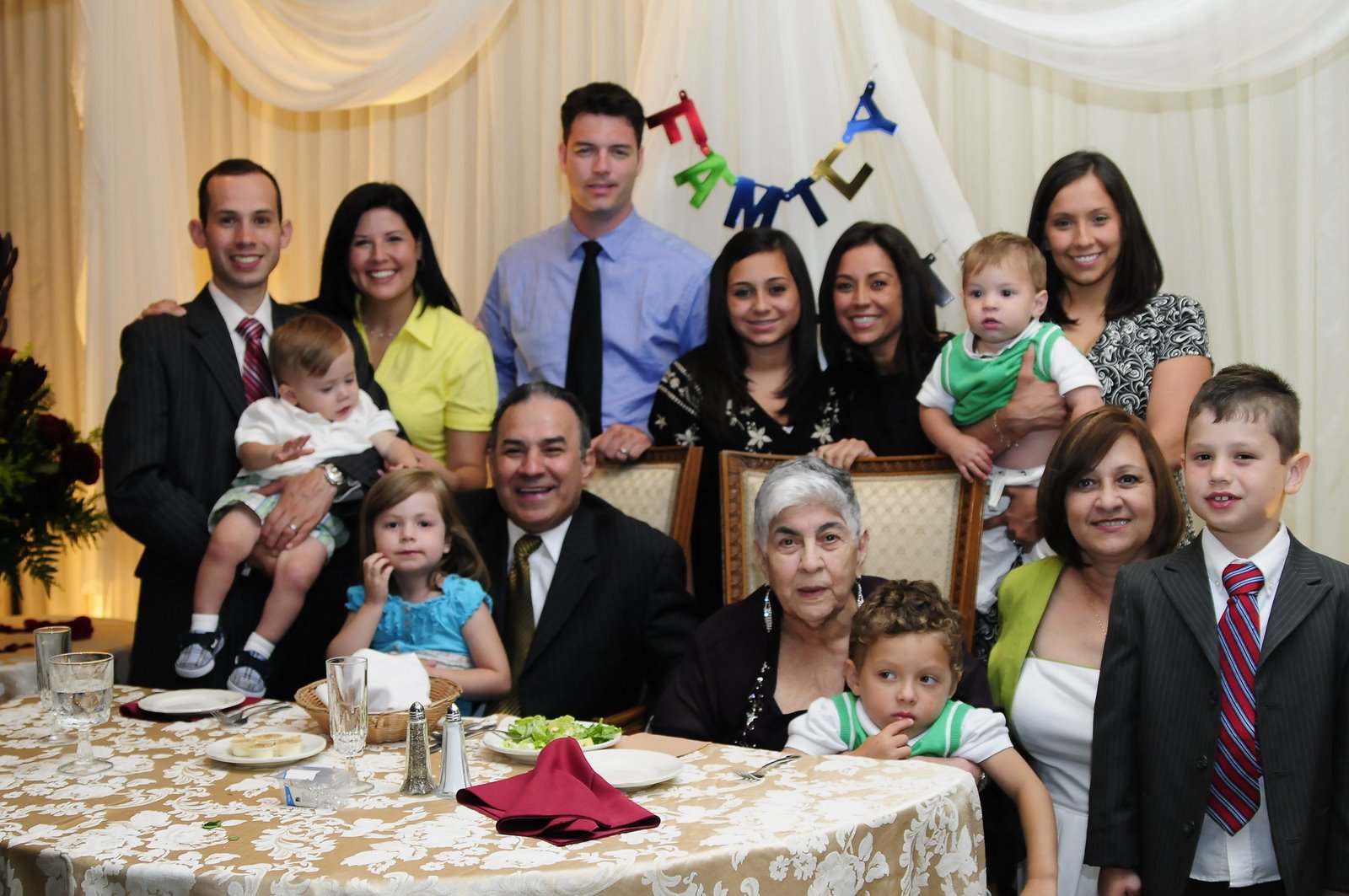 [Family+Reuntion+365.JPG]