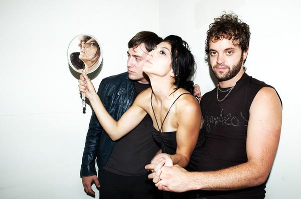 [l_2dcecfe4e87d336cd1f5b4764b5b2a19.jpg]