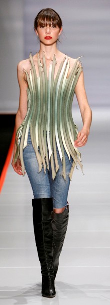 [Rebecca_Howard_FIT.JPG]