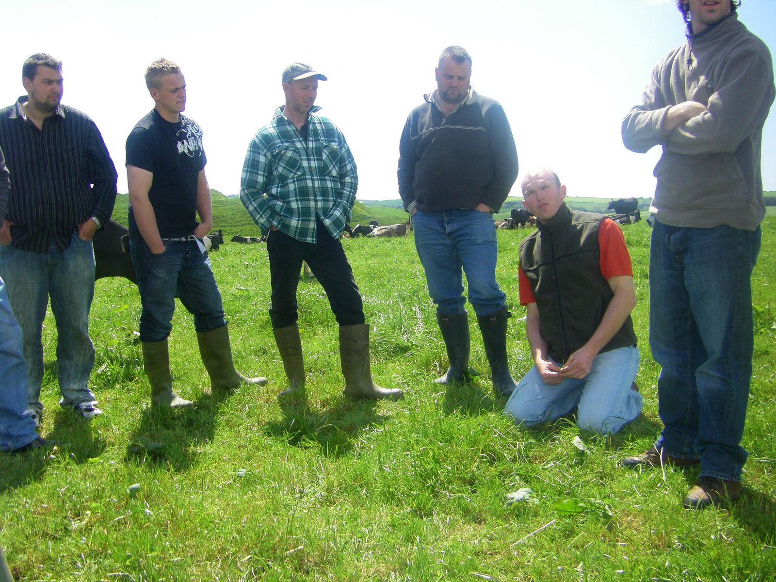 [Realfarmers+get+down+to+business.jpg]