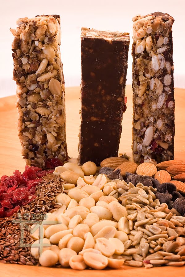[Nutty+Granola+Bars+2.jpg]