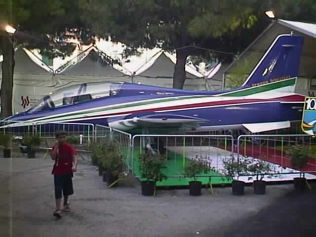 [aer2.BMP]