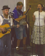 DJ, Randy and Kelly hamming it up at ETSU