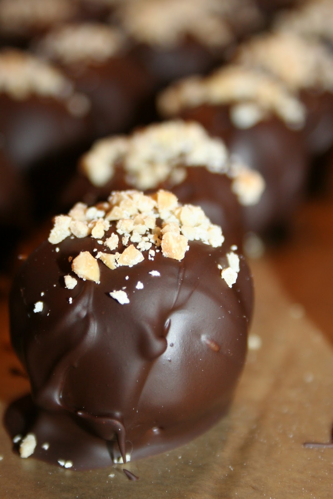 Growing Up Veg Pecan Pie Truffles