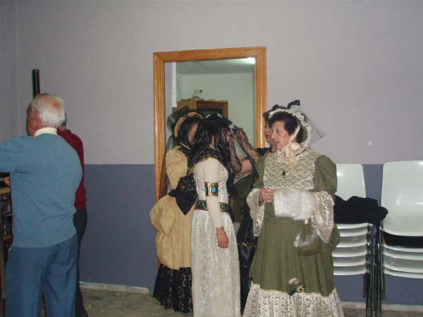 [P1010147+(Large).JPG]