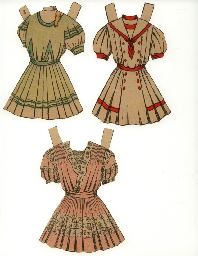 [Newspaper+paper+doll+dresses+2.jpg]