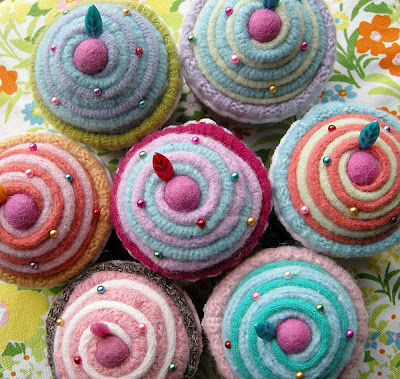 some pretty cupcakes
