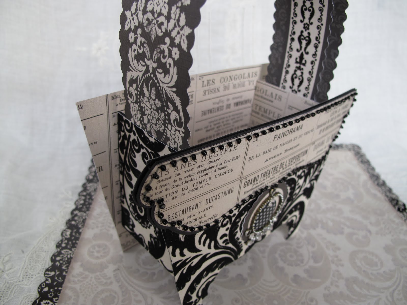 [side+view+purse+box+mel+stampz.JPG]