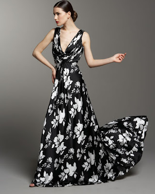 The Fashion House - Page 5 Carmen+Marc+Valvo+floral-print+v-neck+gown+at+Bergdorf+Goodman